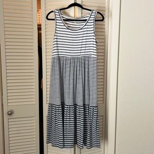 Blue/white max studio midi dress